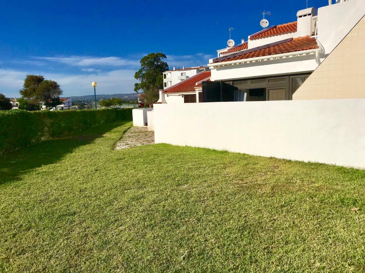 Falesia Beach Villa Olhos de Agua  Exteriör bild